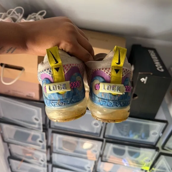NIKE VAPORMAX - Picture 4 of 5